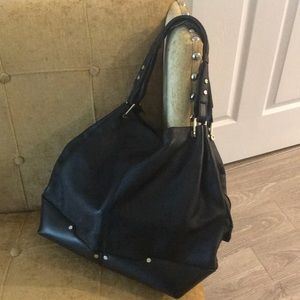 Vince Camuto Bag ✅